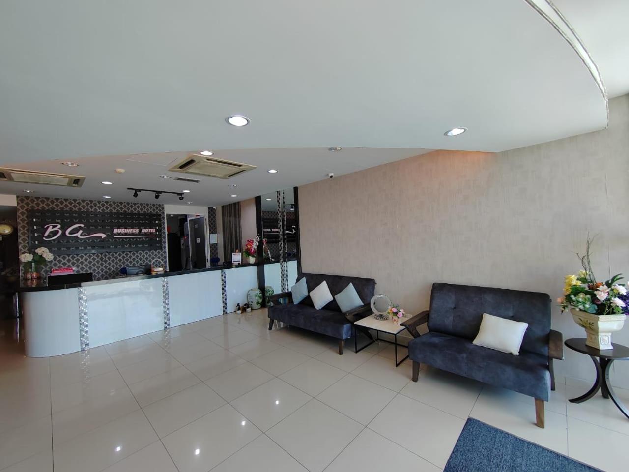 Bg Business Hotel Букіт-Мертаджам Екстер'єр фото